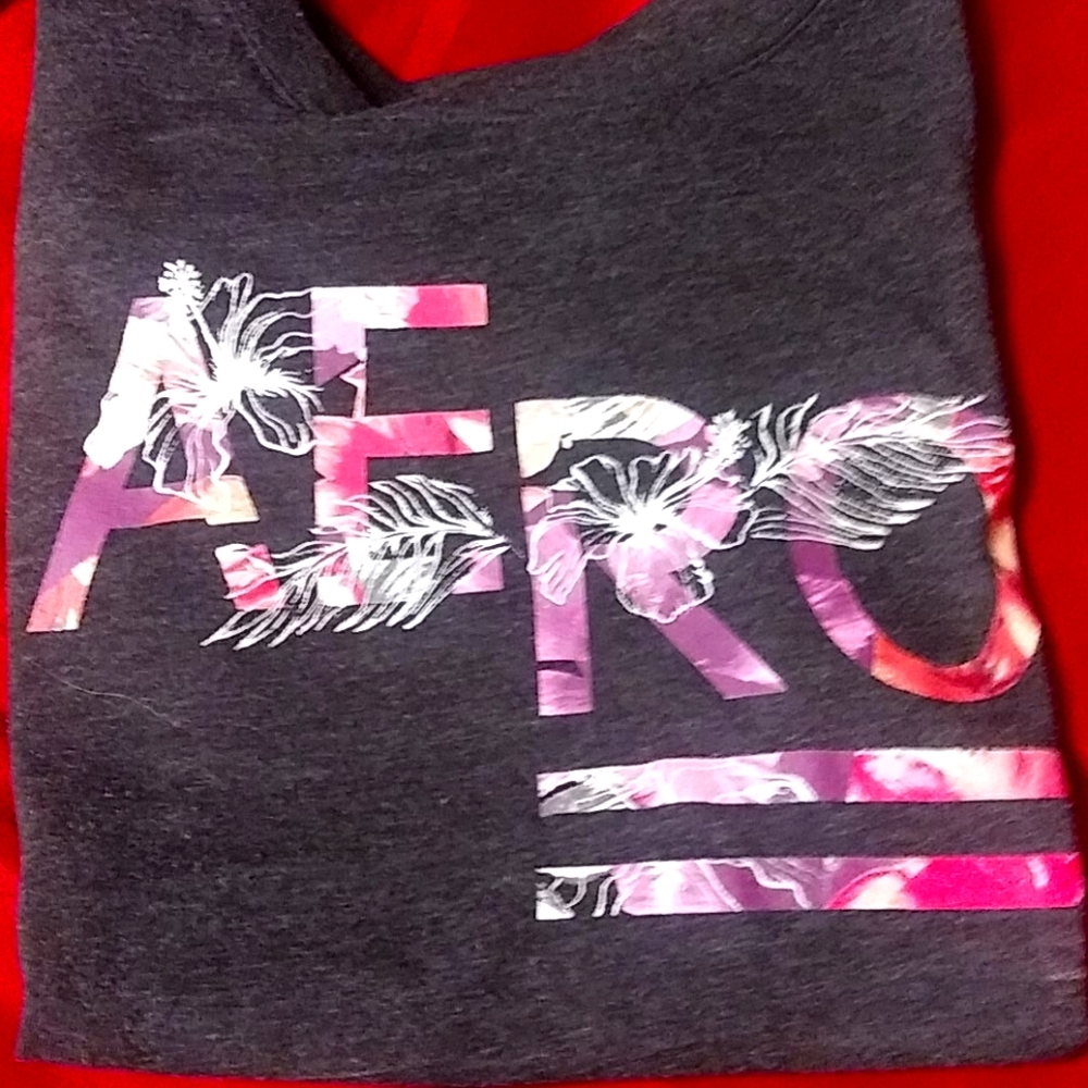 Aeropostale t- shirt